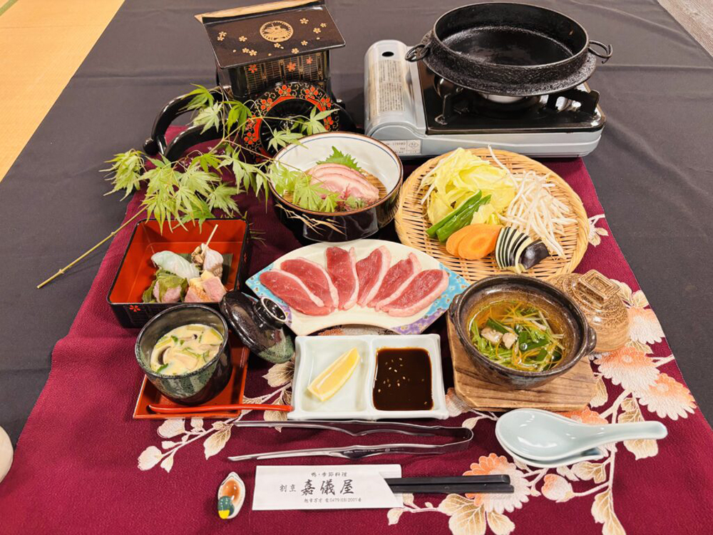 上品な旨みを味わう、紅茶鴨コース