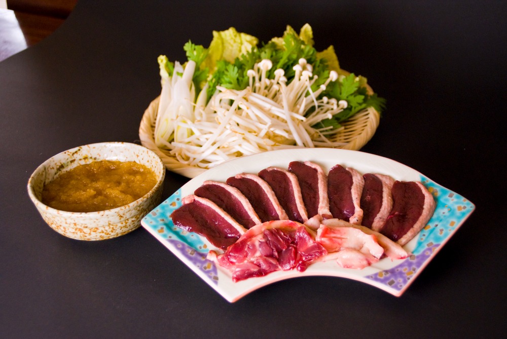 嘉儀屋名物「天然真鴨くわ焼き」